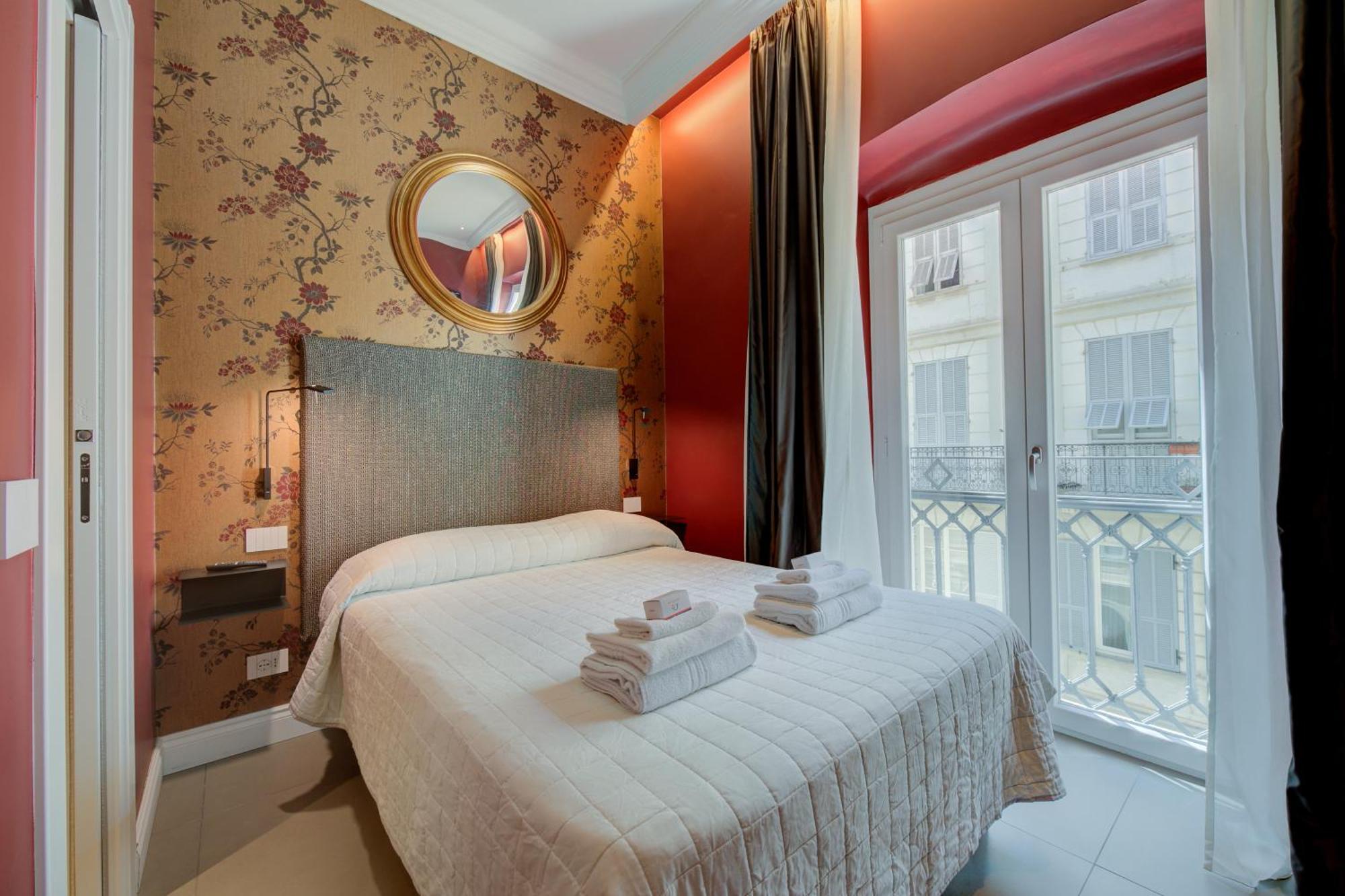 Seven Suites Apartments - Via Matteotti 178 Сан Ремо Екстериор снимка