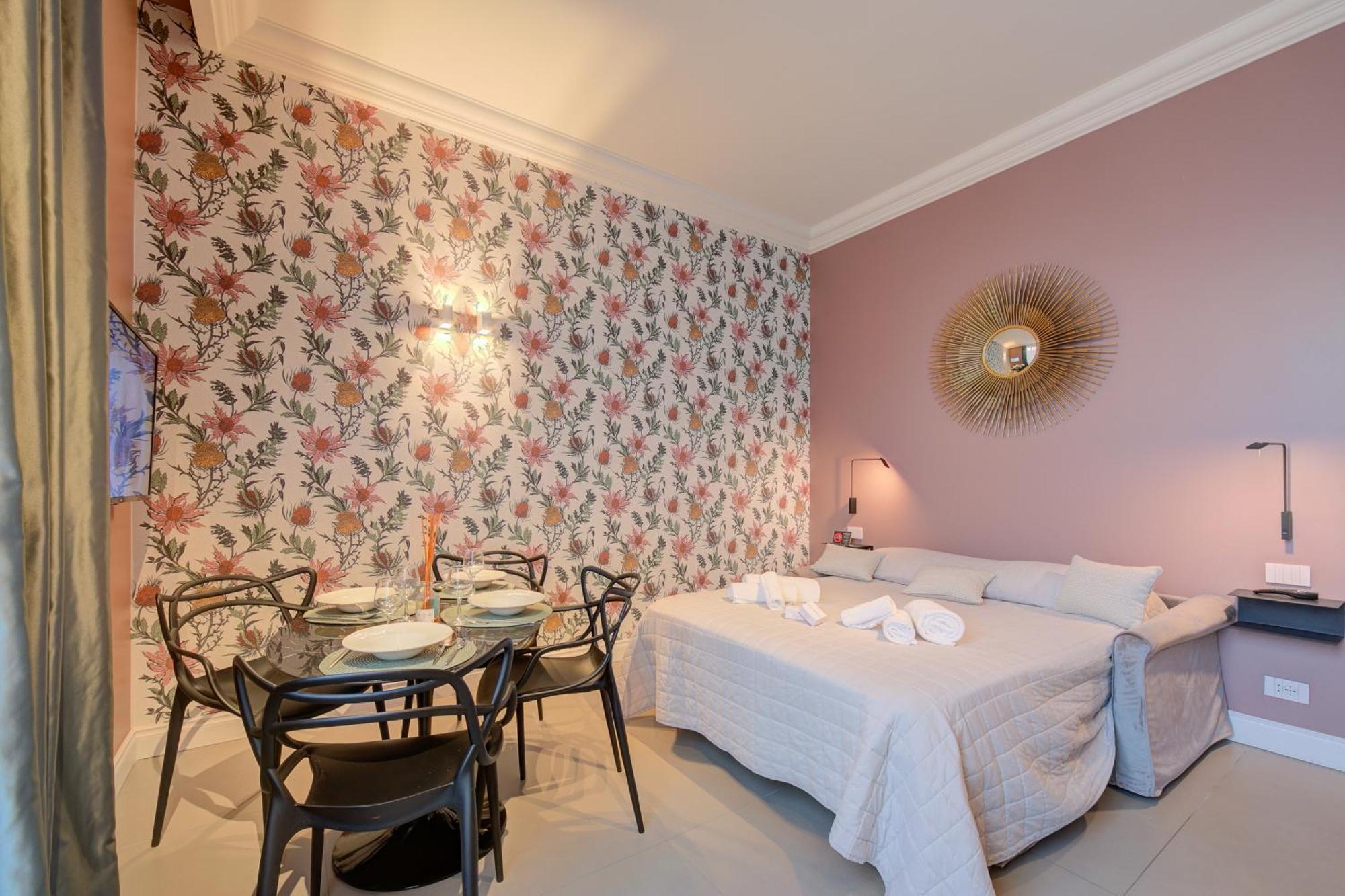 Seven Suites Apartments - Via Matteotti 178 Сан Ремо Екстериор снимка