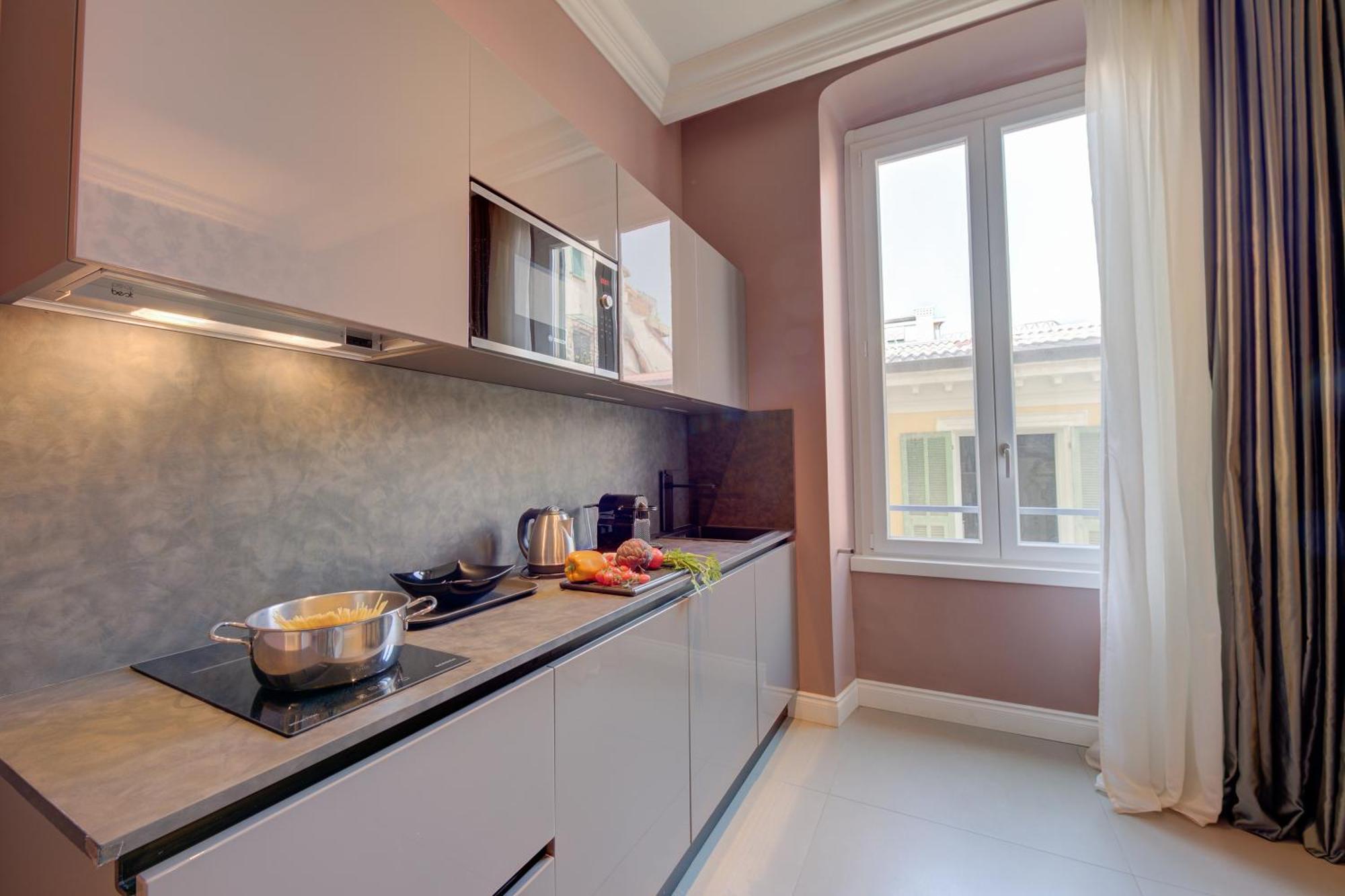 Seven Suites Apartments - Via Matteotti 178 Сан Ремо Екстериор снимка
