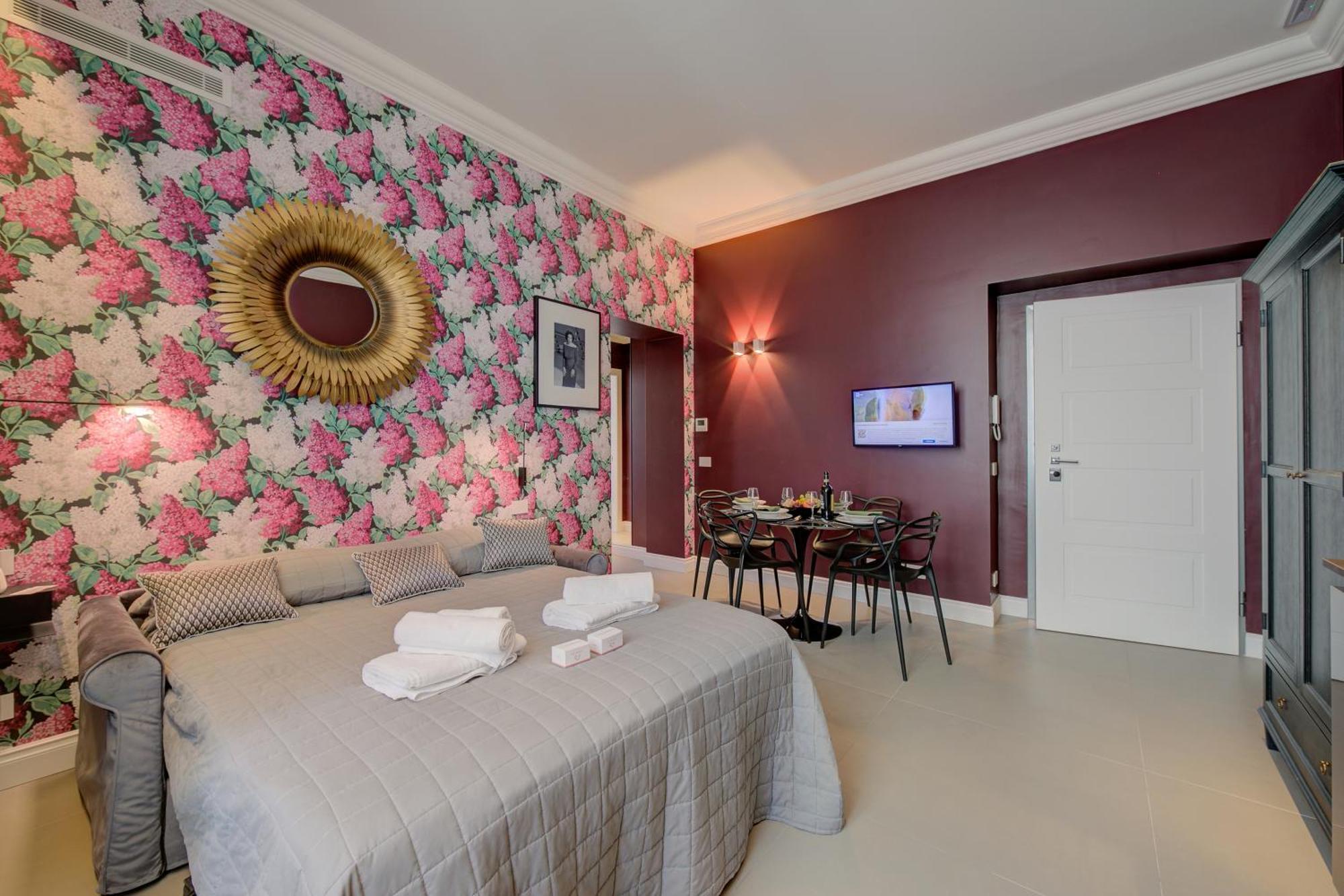Seven Suites Apartments - Via Matteotti 178 Сан Ремо Екстериор снимка